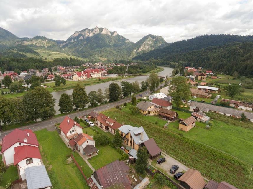 Penzion Pod Troma Korunami Červený Kláštor エクステリア 写真